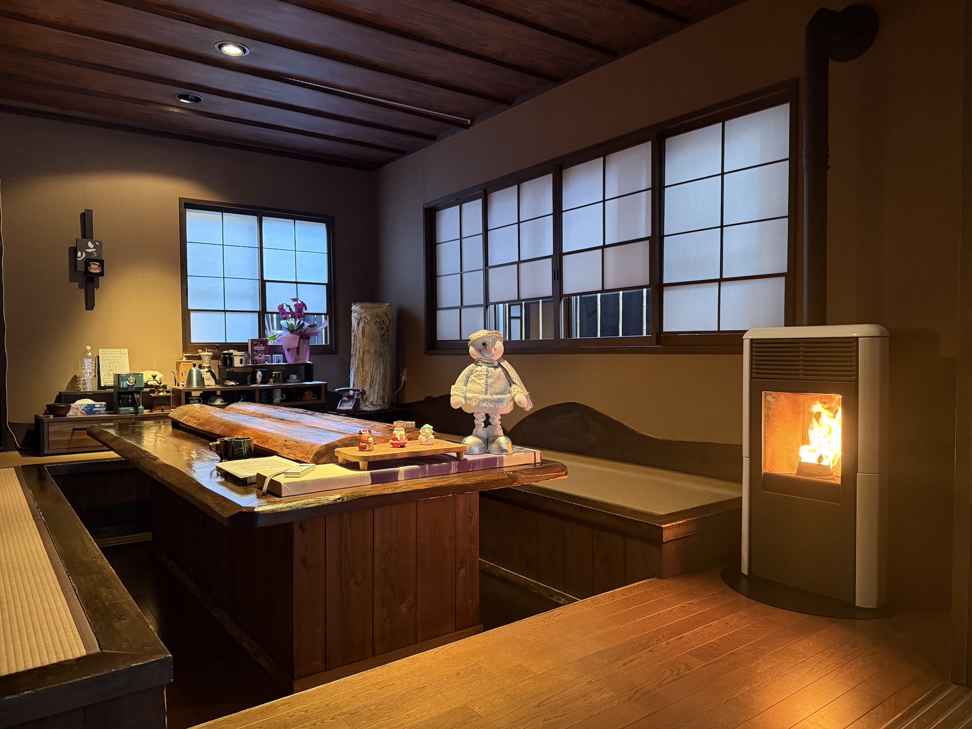 今年もクリスマスバージョンにてお出迎え